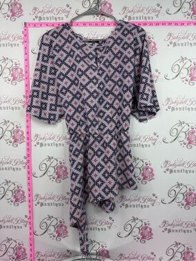 mark. Shirt Geometric shirt fairy hem purple white blouse
